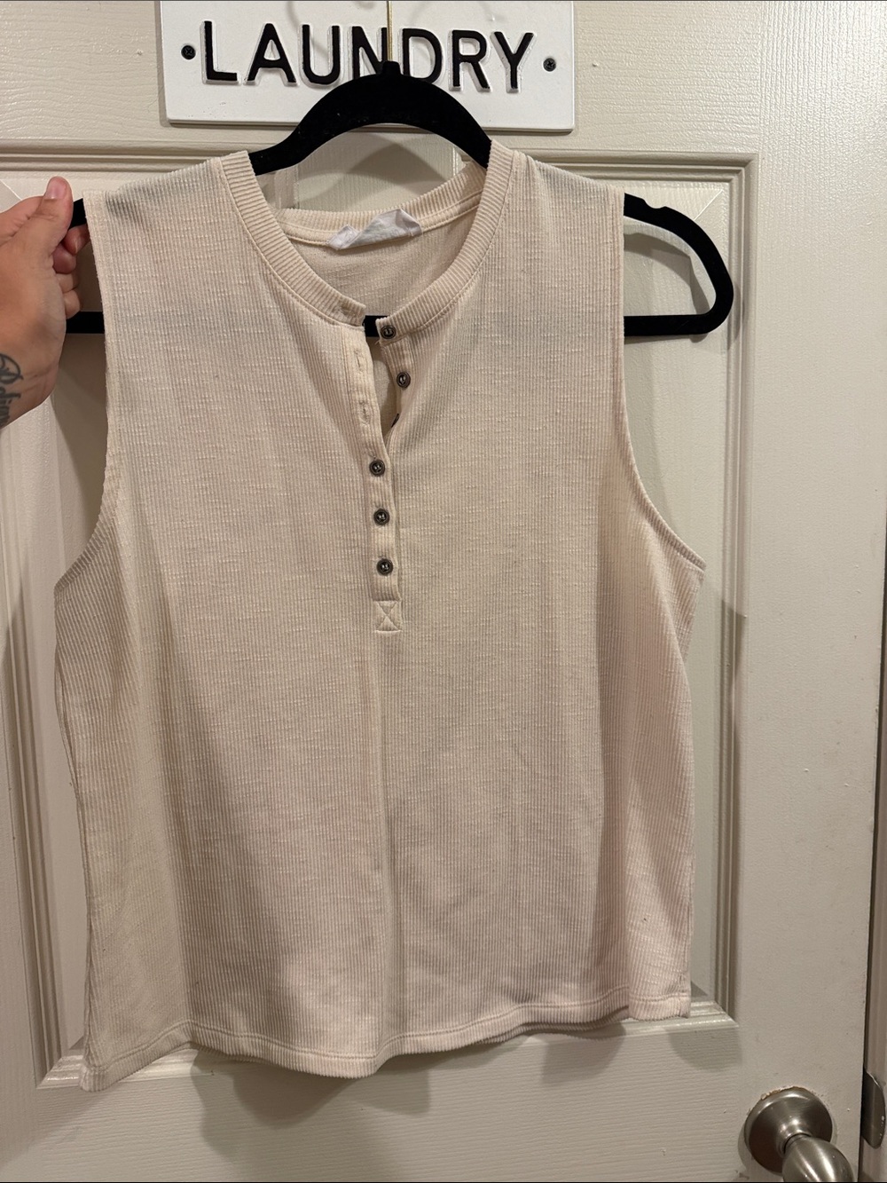 Sleeveless Ribbed Henley Tank Top - Cream